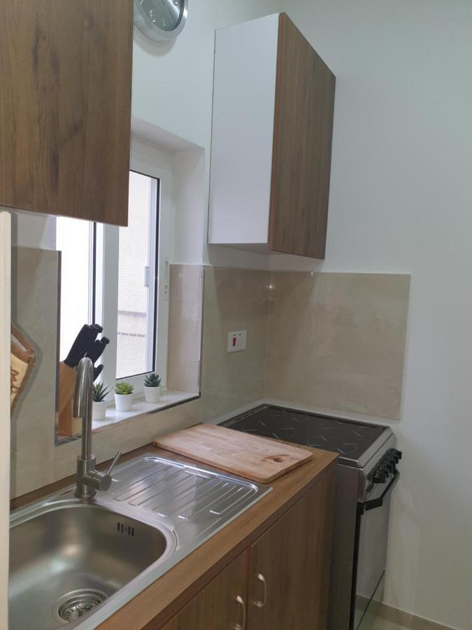 Modern Apartment In Central Bugibba Σεντ Πόλς Μπέι Εξωτερικό φωτογραφία